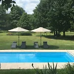 La Maison D Ines And Ugolin &