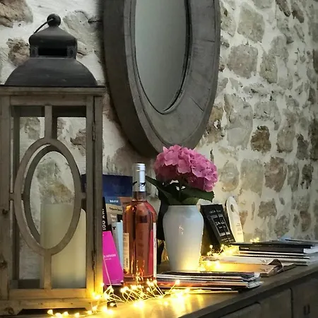 La Maison D Ines And Ugolin & Casa de hóspedes