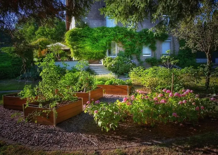 La Maison D Ines And Ugolin & 게스트하우스 바카라