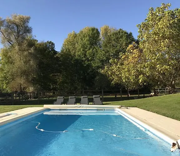 La Maison D Ines And Ugolin & 게스트하우스 4*