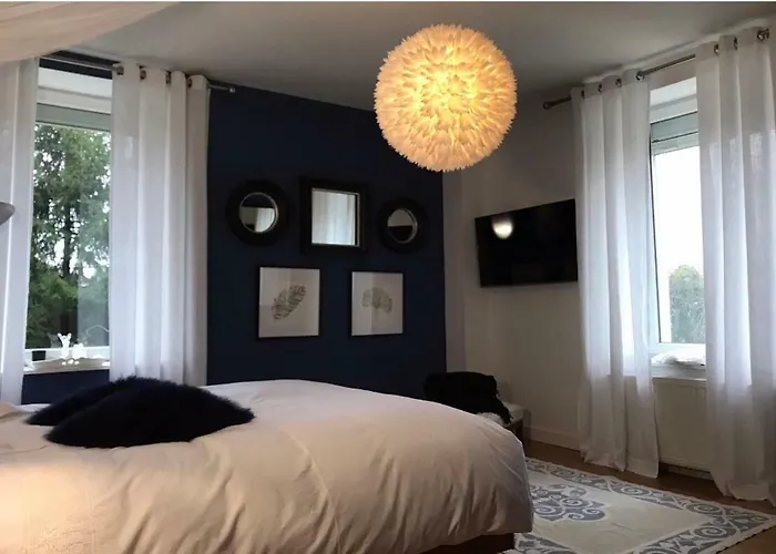 게스트하우스 La Maison D Ines And Ugolin & 바카라