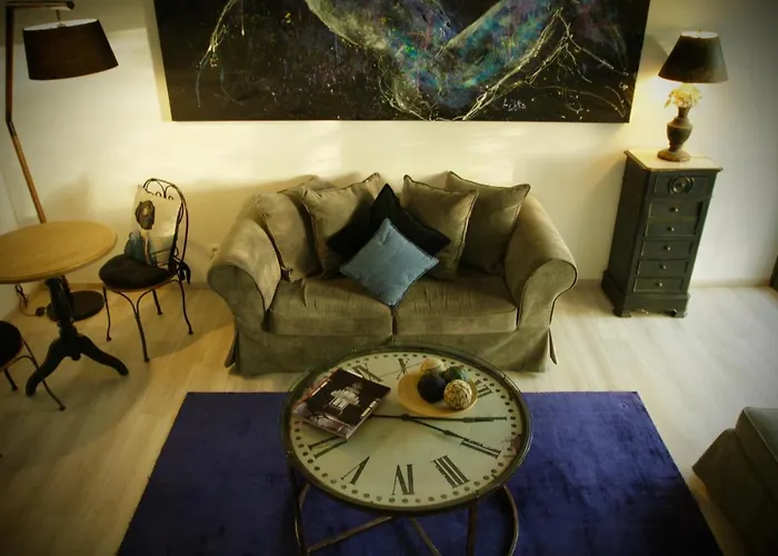 La Maison D Ines And Ugolin & 게스트하우스